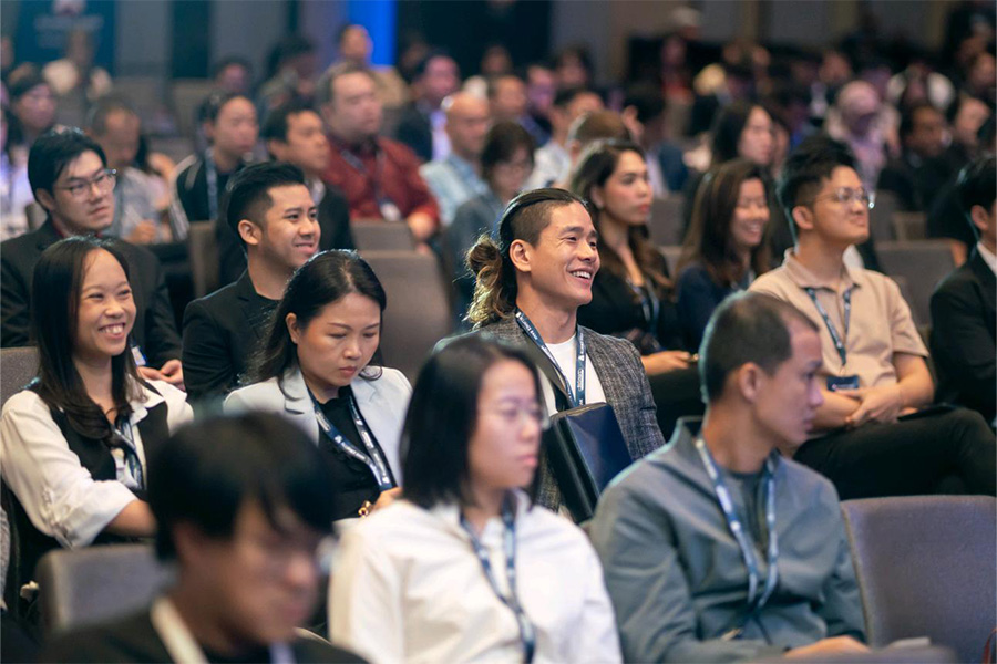 The audience at the BizSmart® Business Conference 2025 listens intently as founders share strategies for scaling SMEs successfully.